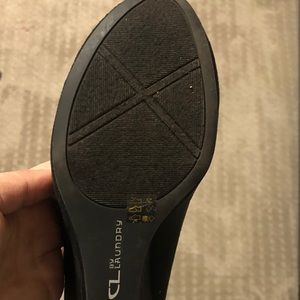 CL by Laundry Black Suede Wedges size 8.5